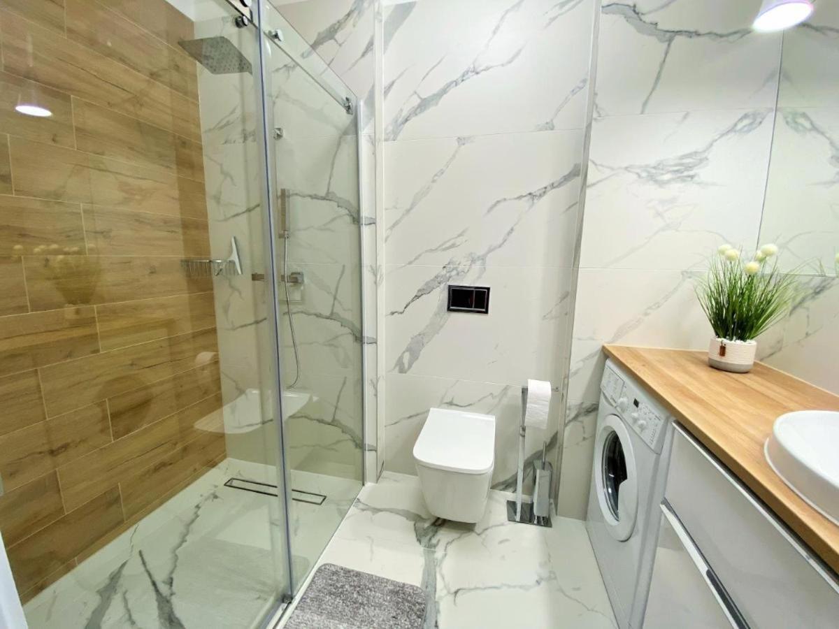 Apartment 214 Kasprowicza 20b Basen, Sauny,fitness *