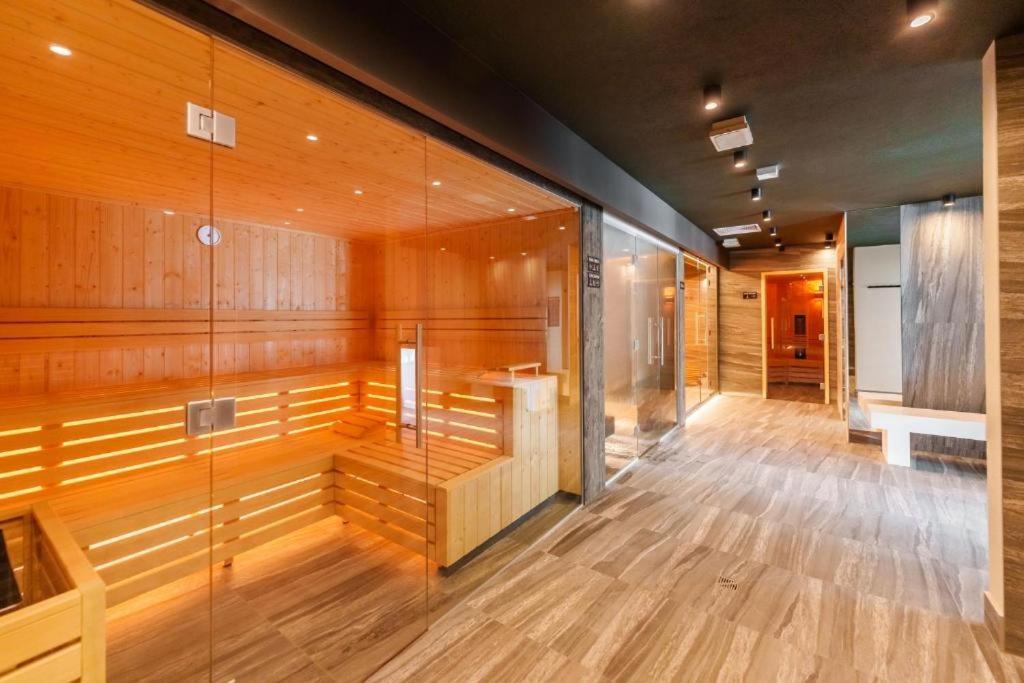 214 Kasprowicza 20b Basen, Sauny,fitness Kolobrzeg